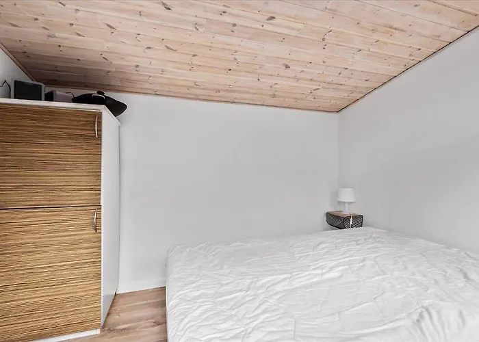 C11093-hemmet-bork-hytteby-256 Vakantiehuis *